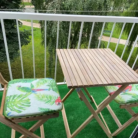 Piso Muy Centrico Rodeado De Zonas Verdes -ebi 01221- Bermeo